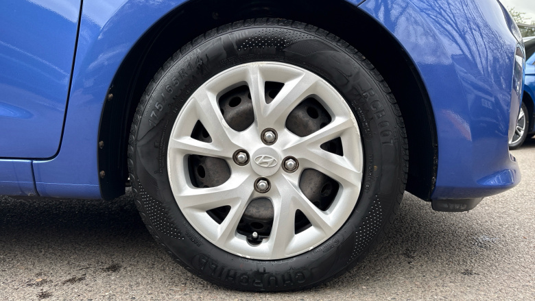 Hyundai i10 1.0 SE 5dr Petrol Hatchback